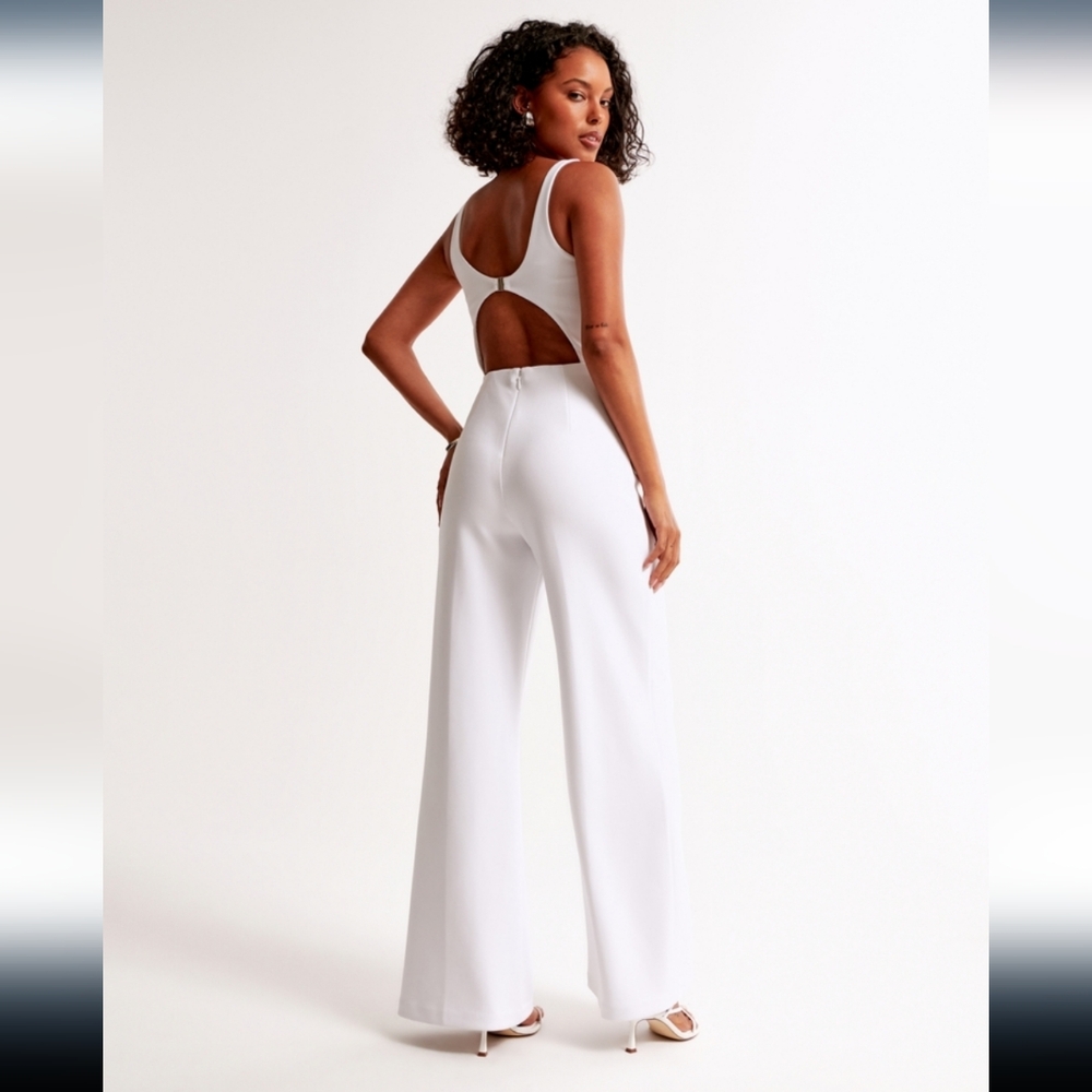 Abercrombie & Fitch Slash Clasp-Back White Jumpsuit